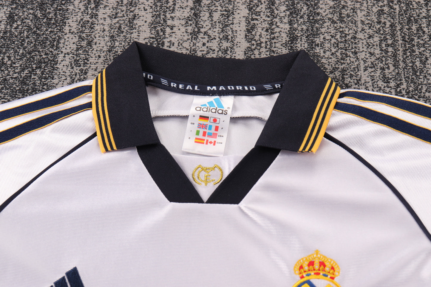 Kit Infantil Real Madrid Home Retrô 98/99 - Branco