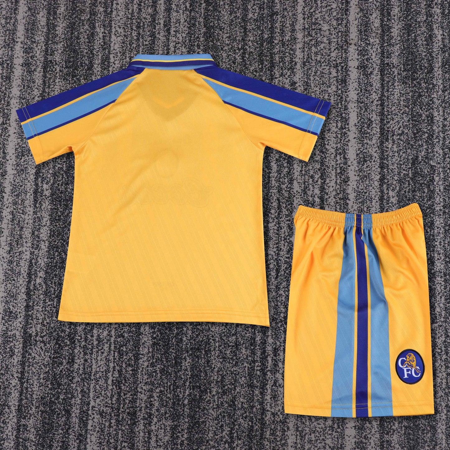 Kit Infantil Chelsea Away Retrô 96/97 - Amarelo