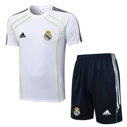 Kit de Treino Adulto Real Madrid 2025/26 Short e Camisa - Branca