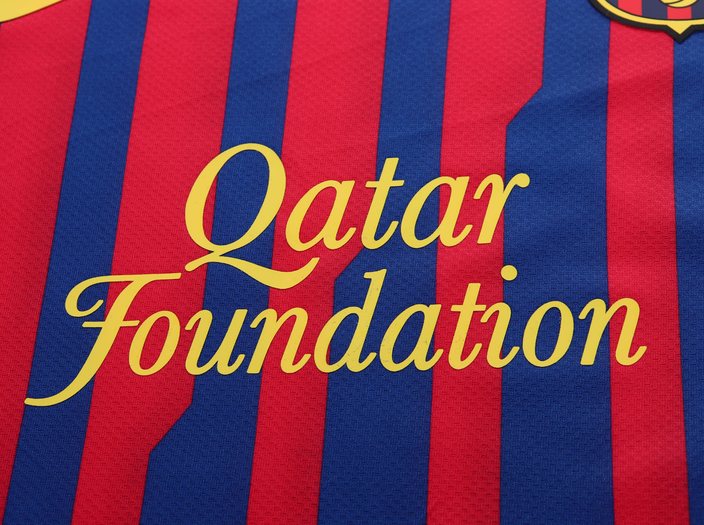 Kit Infantil Barcelona Home Retrô 11/12 - Grená