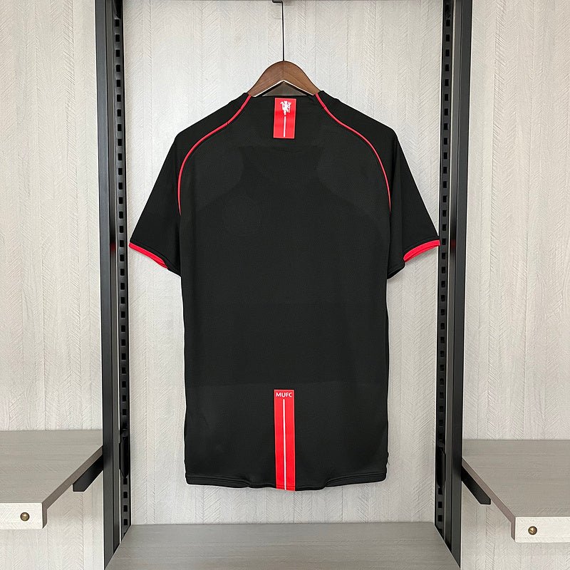 Manchester United Away 07/08 Retrô Nike - Preta