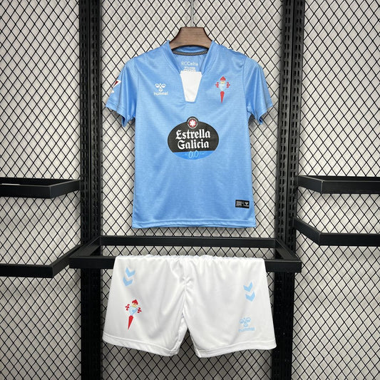 Kit Infantil Celta de Vigo Home 24/25 . Hummel - Azul Claro