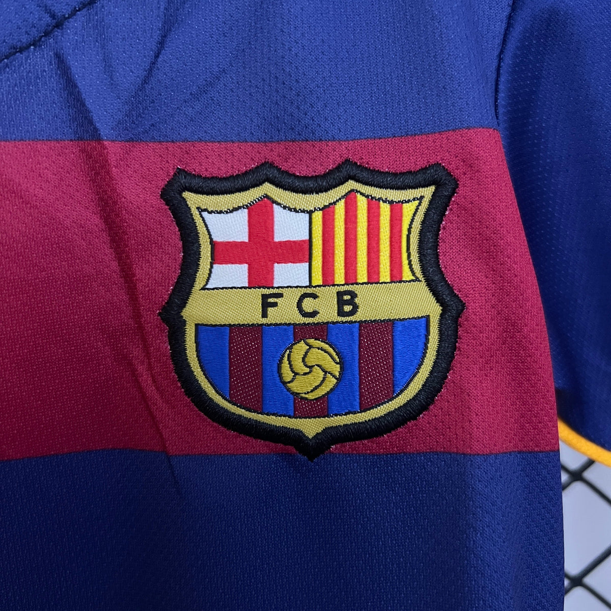 Kit Infantil Barcelona Home Retrô 15/16 - Grená