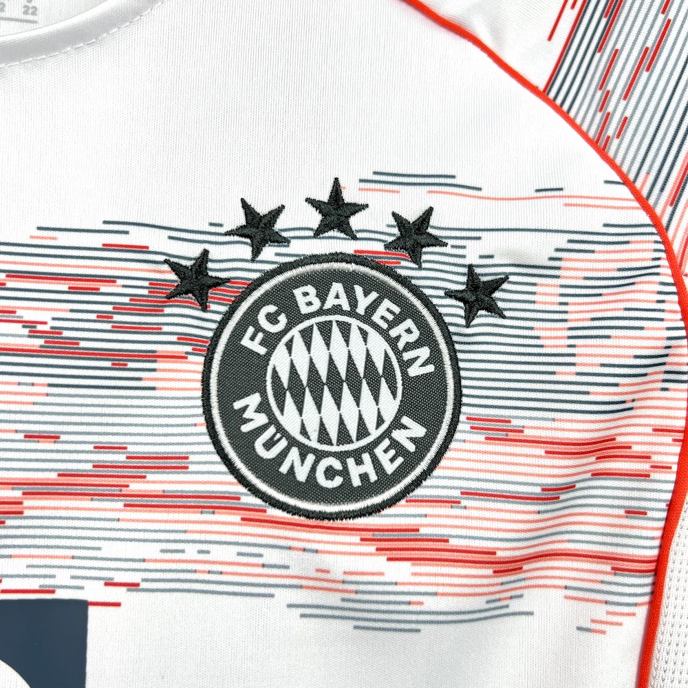 Kit Infantil Bayern de Munique Away 25/26 - Branco
