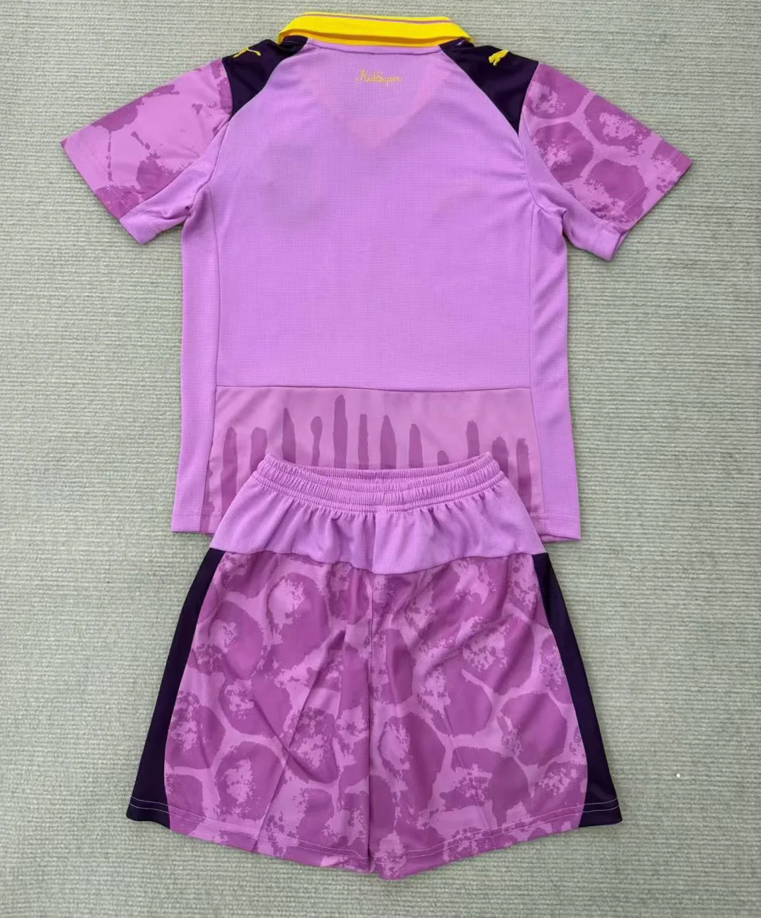 Kit Infantil Borussia Dortmund Away Mundial de Clubes 25/26 - Rosa