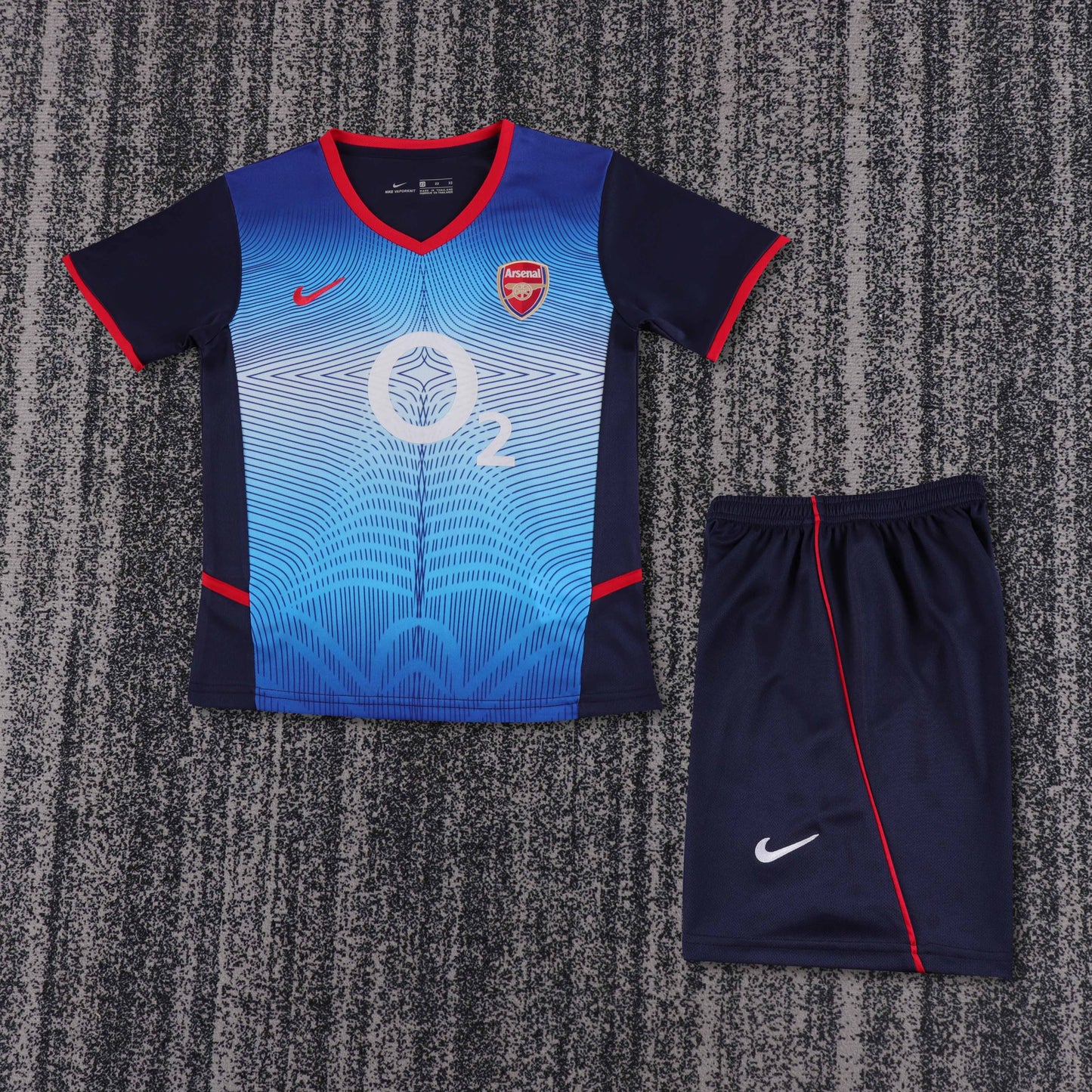 Kit Infantil Arsenal Away Retrô 02/03 - Azul