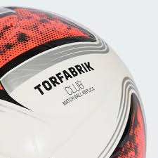 Bola Bundesliga 26/27 Adidas - Branca e Vermelha