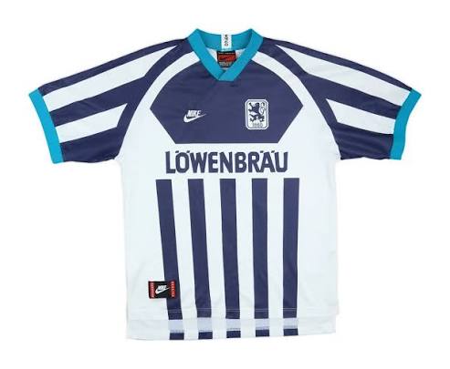 TSV 1860 Munich Away Retro 1995/96 Nike - Azul e Branca