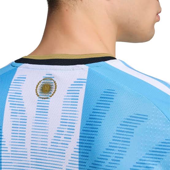 Argentina Despedida Messi 26/27 Masculino Torcedor Adidas - Branca e Azul