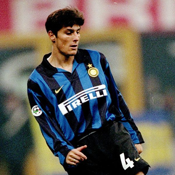 Inter de Milao Home 98/99 Retrô Manga Longa Nike - Azul e Preto