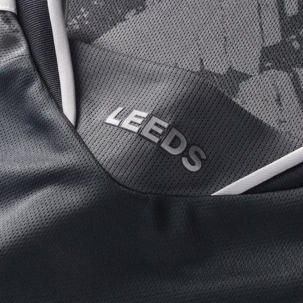 Leeds United Third 26/27 Adidas - Cinza