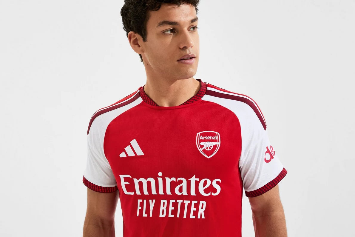 Arsenal Home 26/27 Torcedor Adidas - Vermelha e Branca